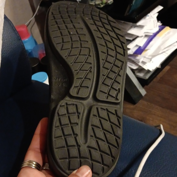OOFOS Black Slide Sandals Size M7 W9 - Picture 5 of 5
